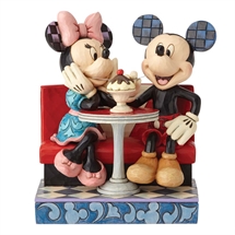 Minnie & Mickey - Love comes in many ways - Disney